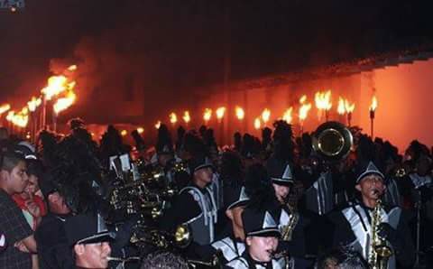 Cu L Es El Origen Del Desfile De Las Antorchas