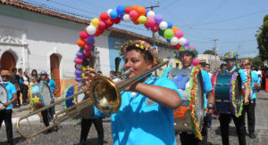 suchitoto parade players