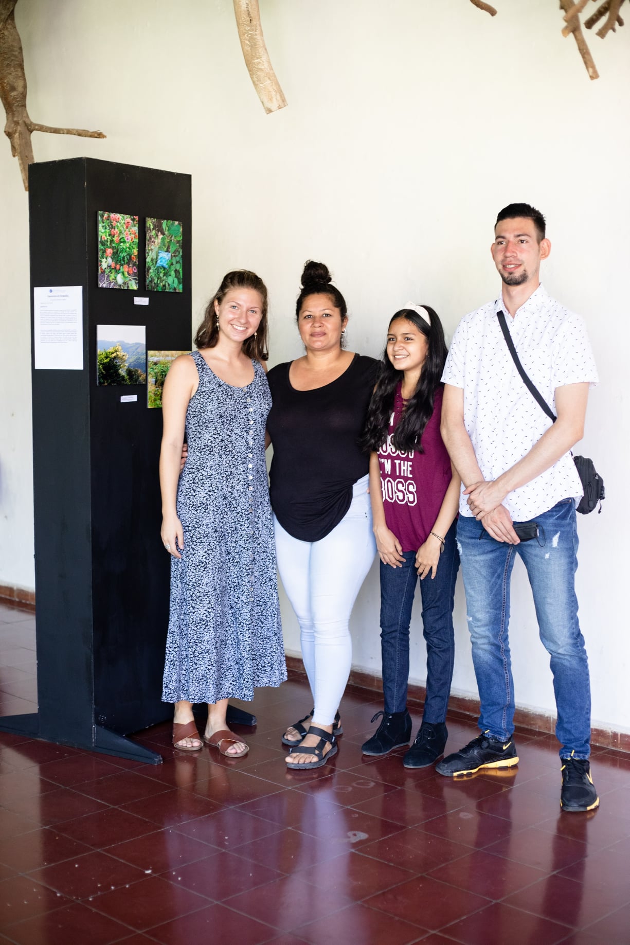 Exposición de fotografías de los talleres de Clara Chavarría en el CAP