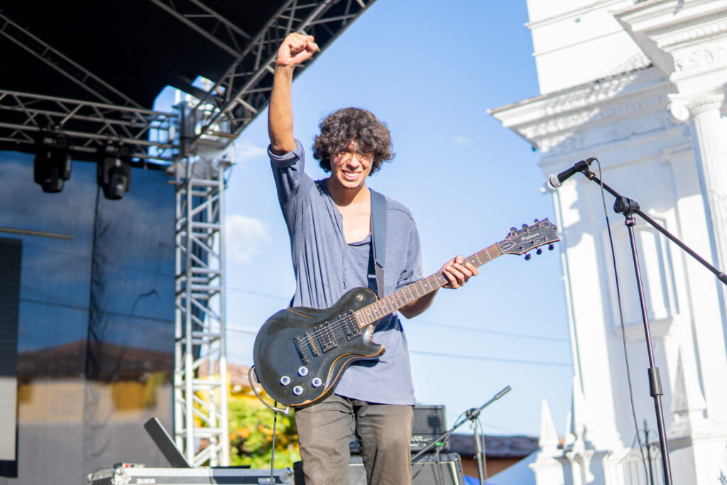 318530913 5672760939445410 61130542884047887 n