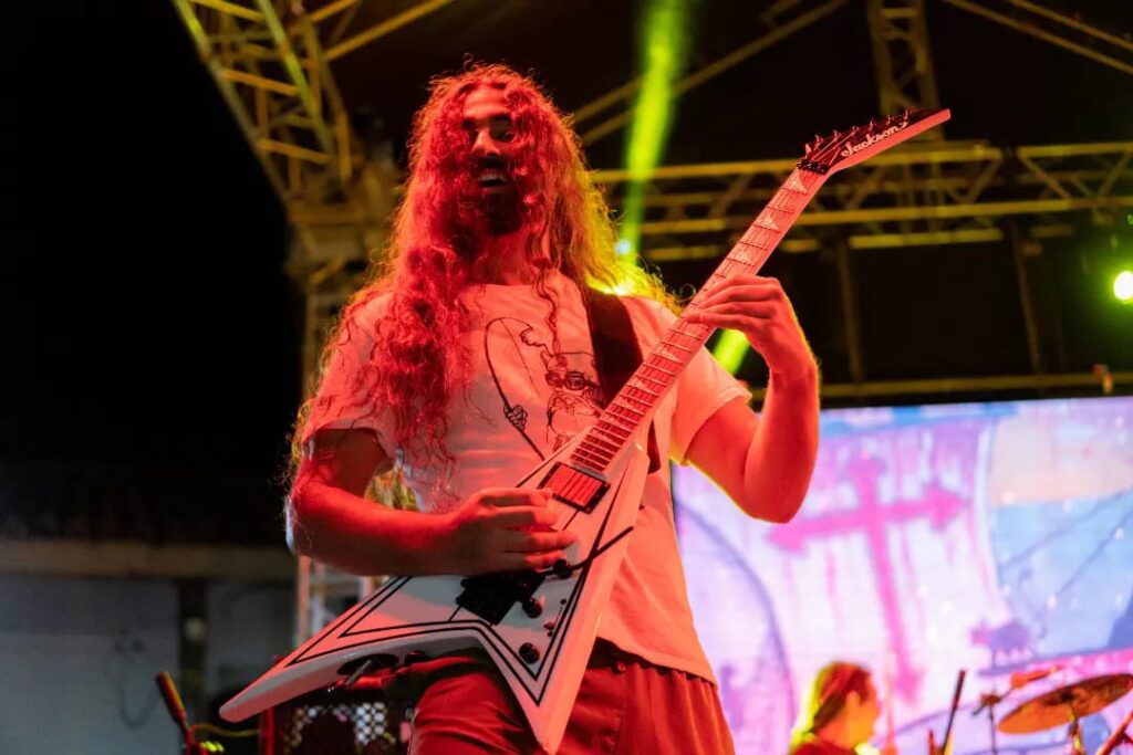 318572092 5681765625211608 2495634164973458660 n