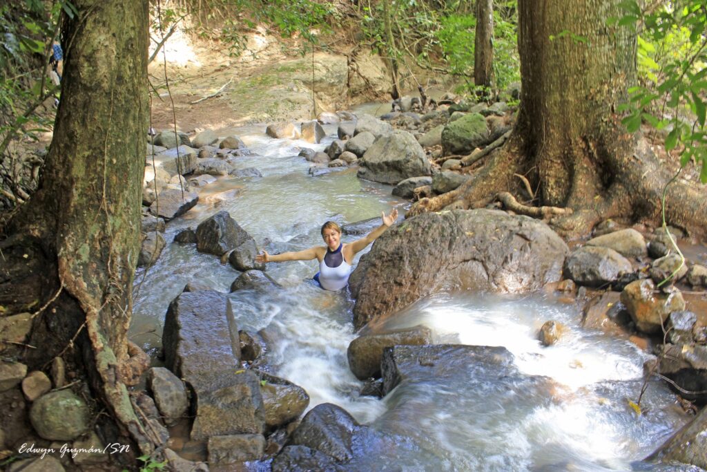 455712858 2803374689839420 7548865841900806426 n