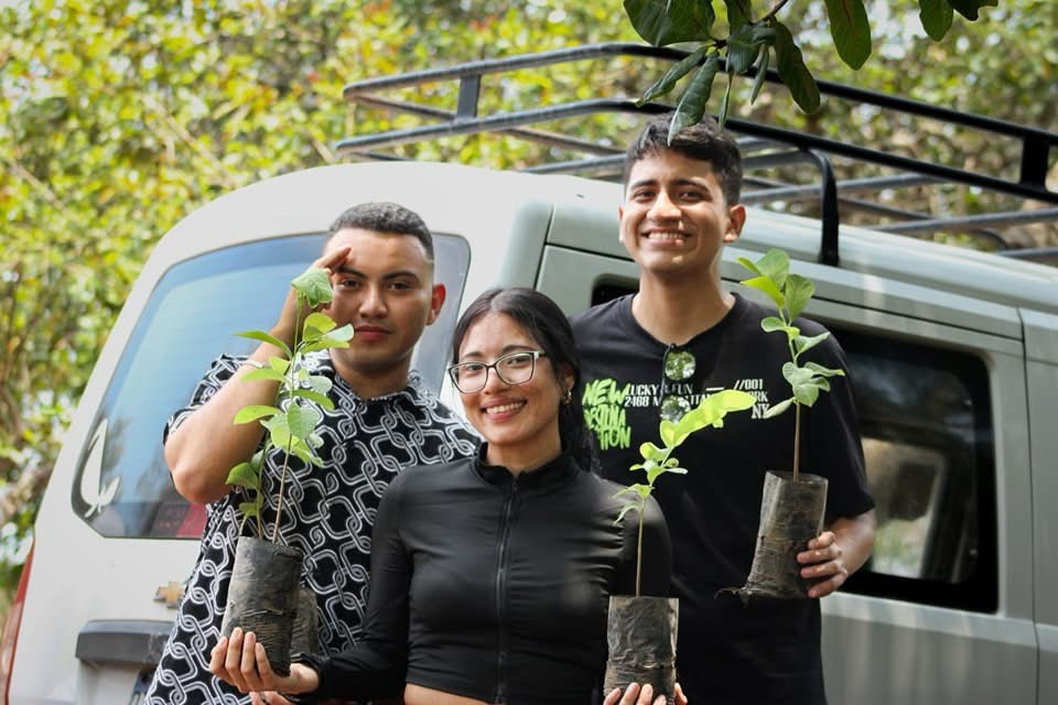 eb4b26d8 f5e8 408a bfbd f6f72223dcea