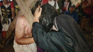 Suchitoto vivió una Pasión que traspasó el escenario 6 85953982 494f 4c68 bd26 502c254d4984